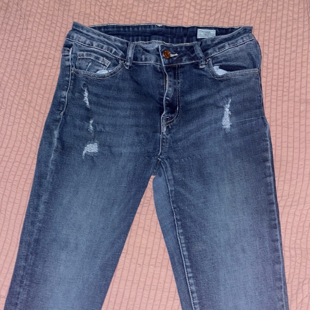 Mid rise skinny jeans